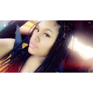 Meet your Posher, Khaliah